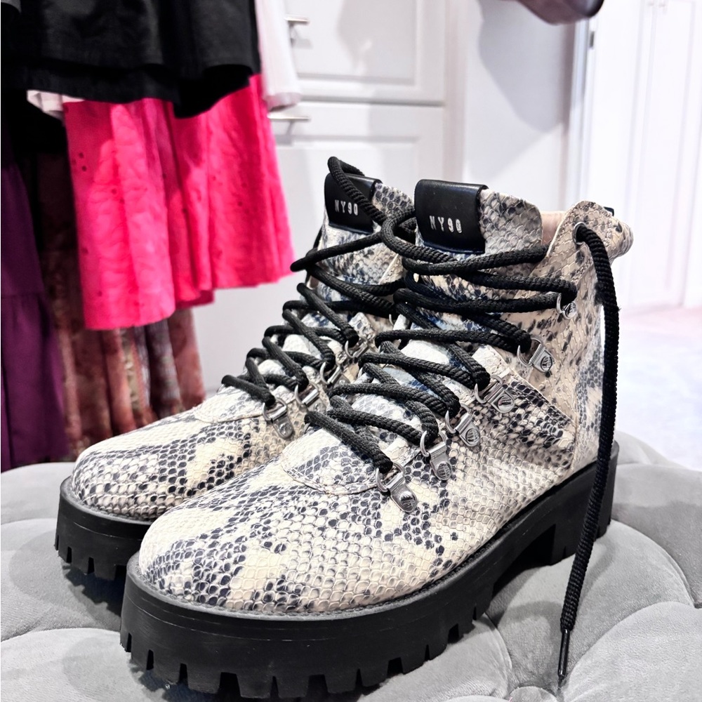 Steve Madden Gray and Black Combat Boots with Rugged Sole